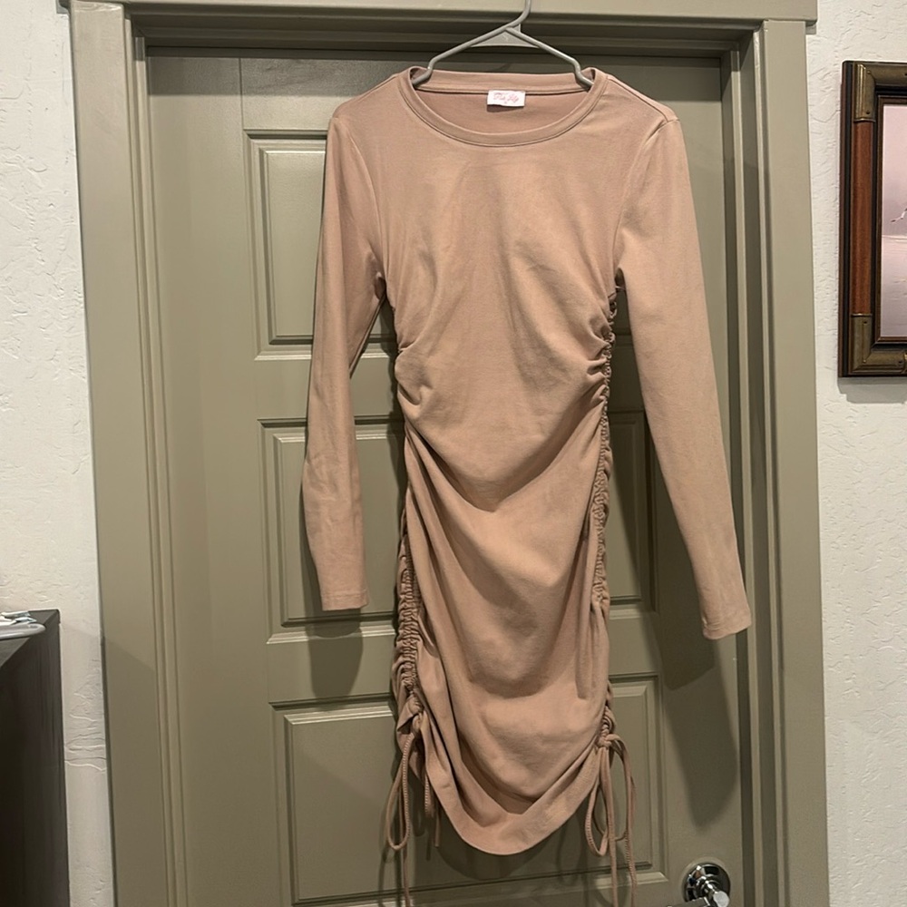 Pink Lily, bodycon long sleeve dress